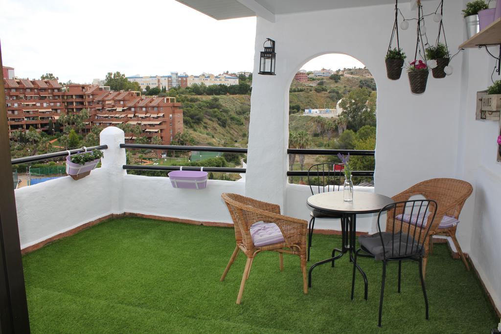 베날마데나코스타 Apartamento Turistico Pueblo Evita 아파트 외부 사진