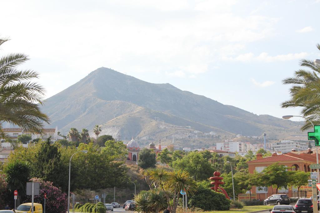 베날마데나코스타 Apartamento Turistico Pueblo Evita 아파트 외부 사진